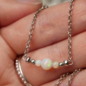crystal opaal ketting in zilver, handgemaakt