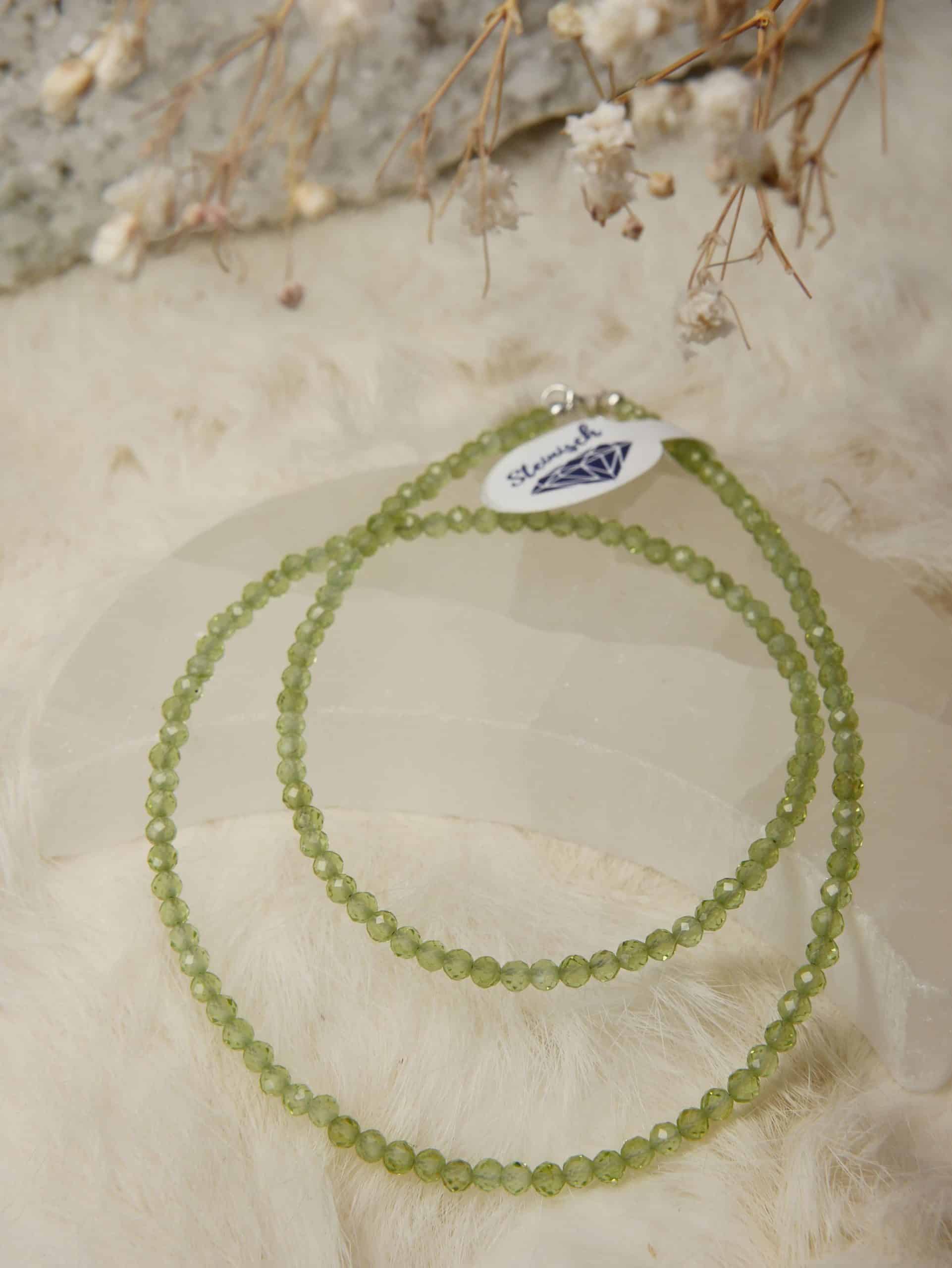 Peridoot ketting zilver handgemaakt