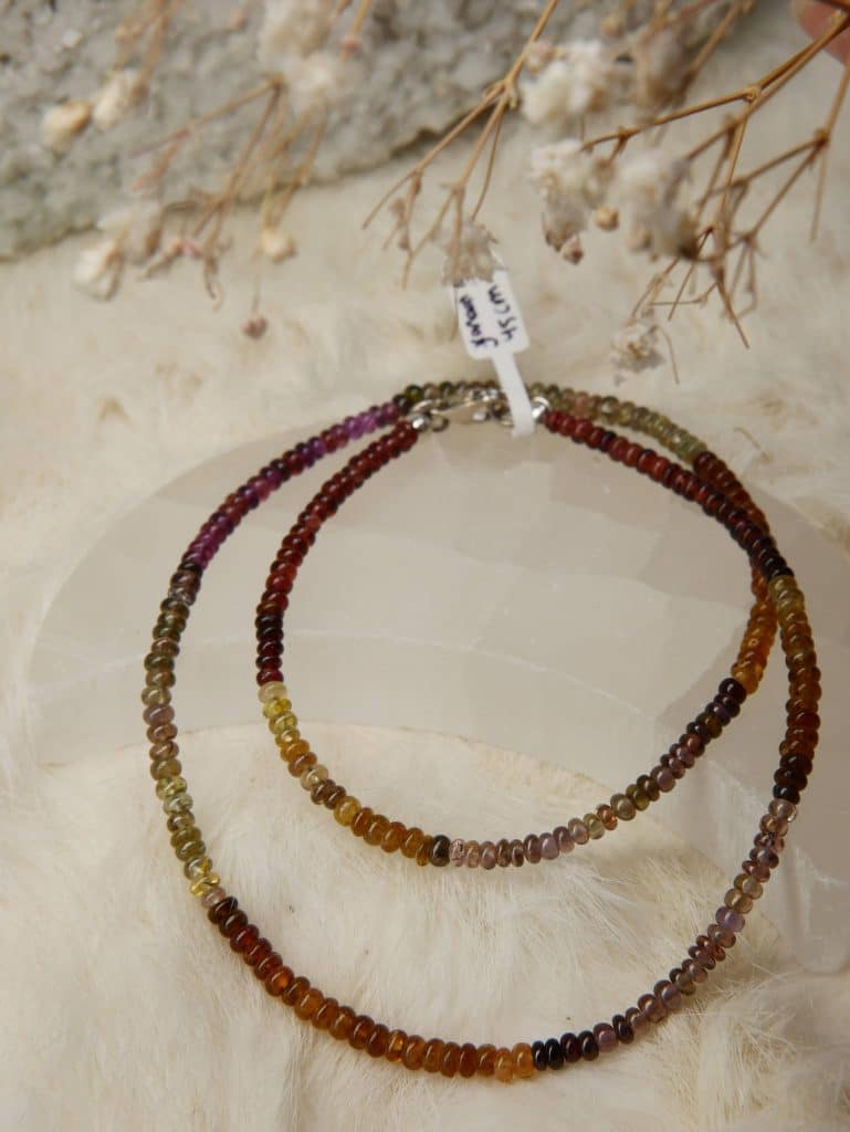 handgemaakte granaat ketting zilver
