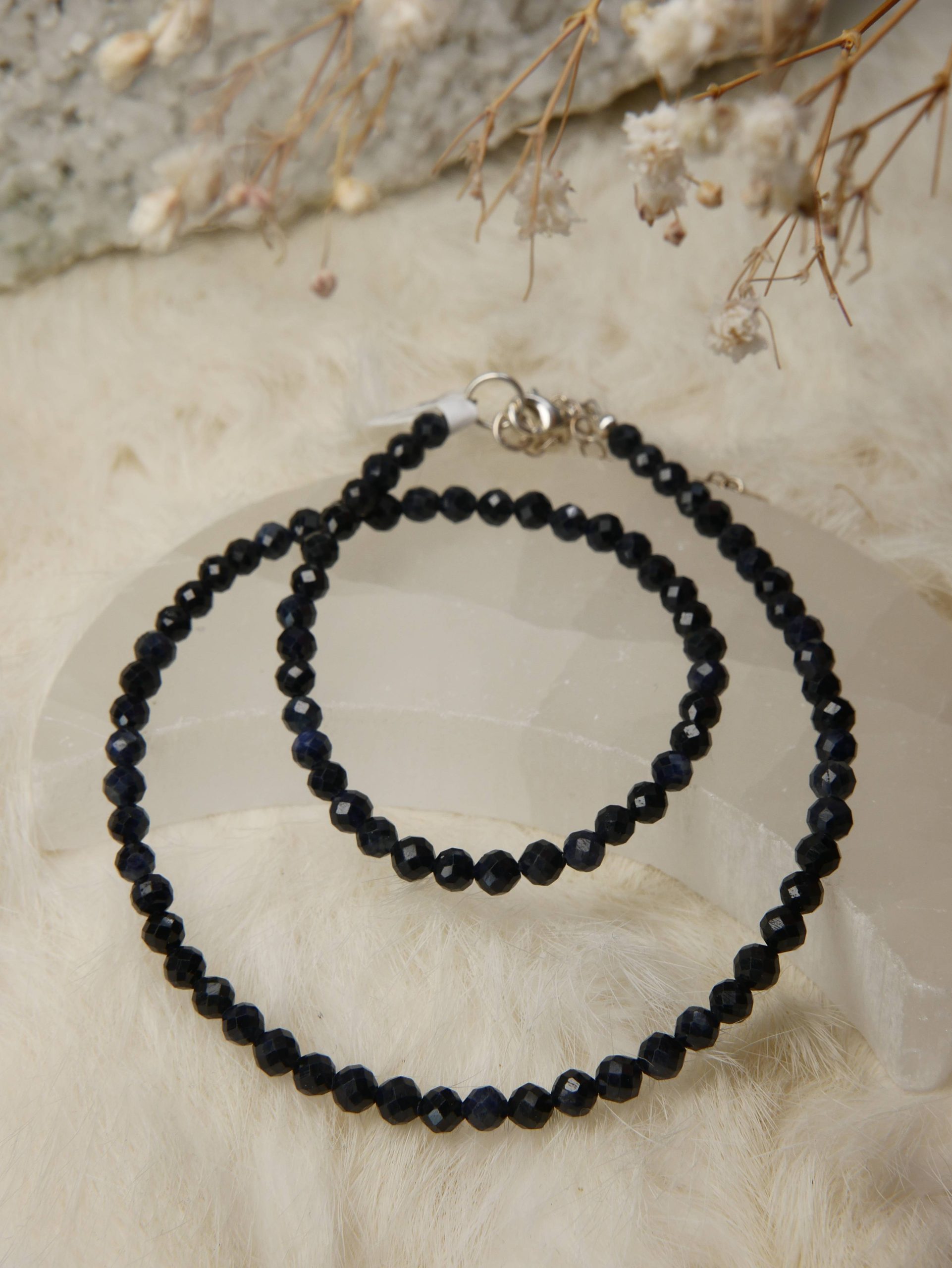 handgemaakte saffier ketting zilver
