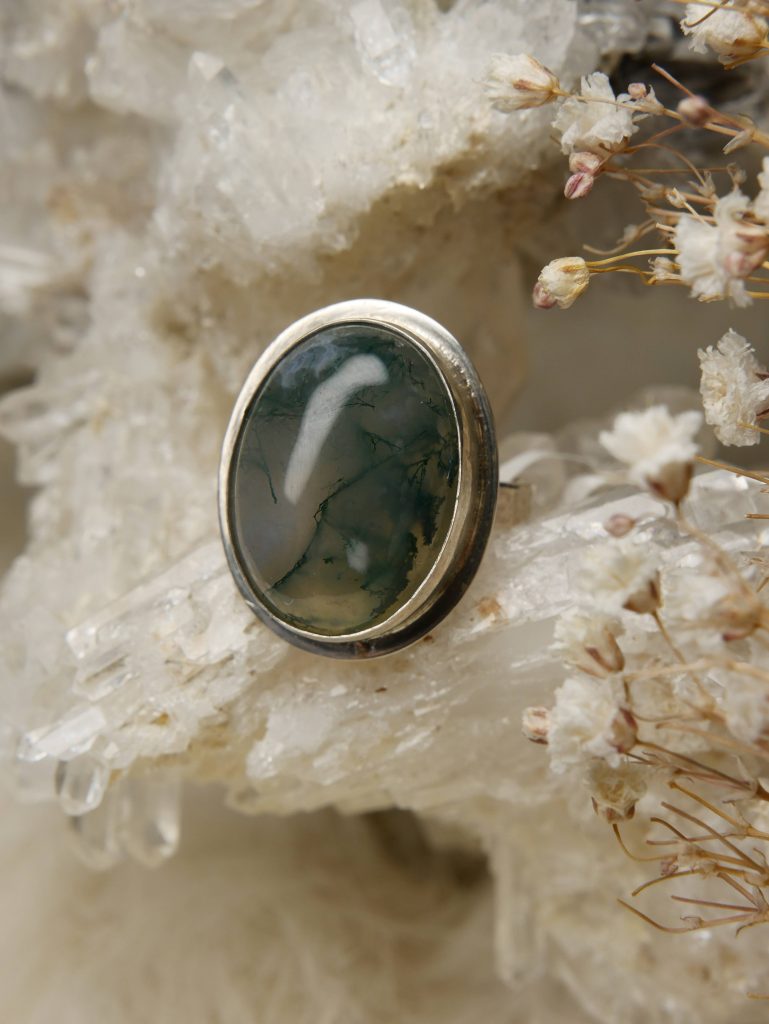 Handgemaakte mosagaat ring zilver