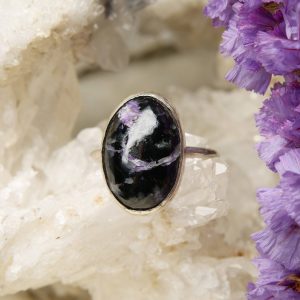 Charoiet ring maat 19 zilver handgemaakt