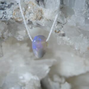 Jelly paarse cyrstal opaal Lightning ridge